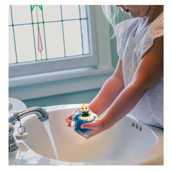 CoComelon SUDs SOAPrize 6 pk Includes 2 each of Skipper, Shark & Ballerina CeCe - Picture 6 of 8